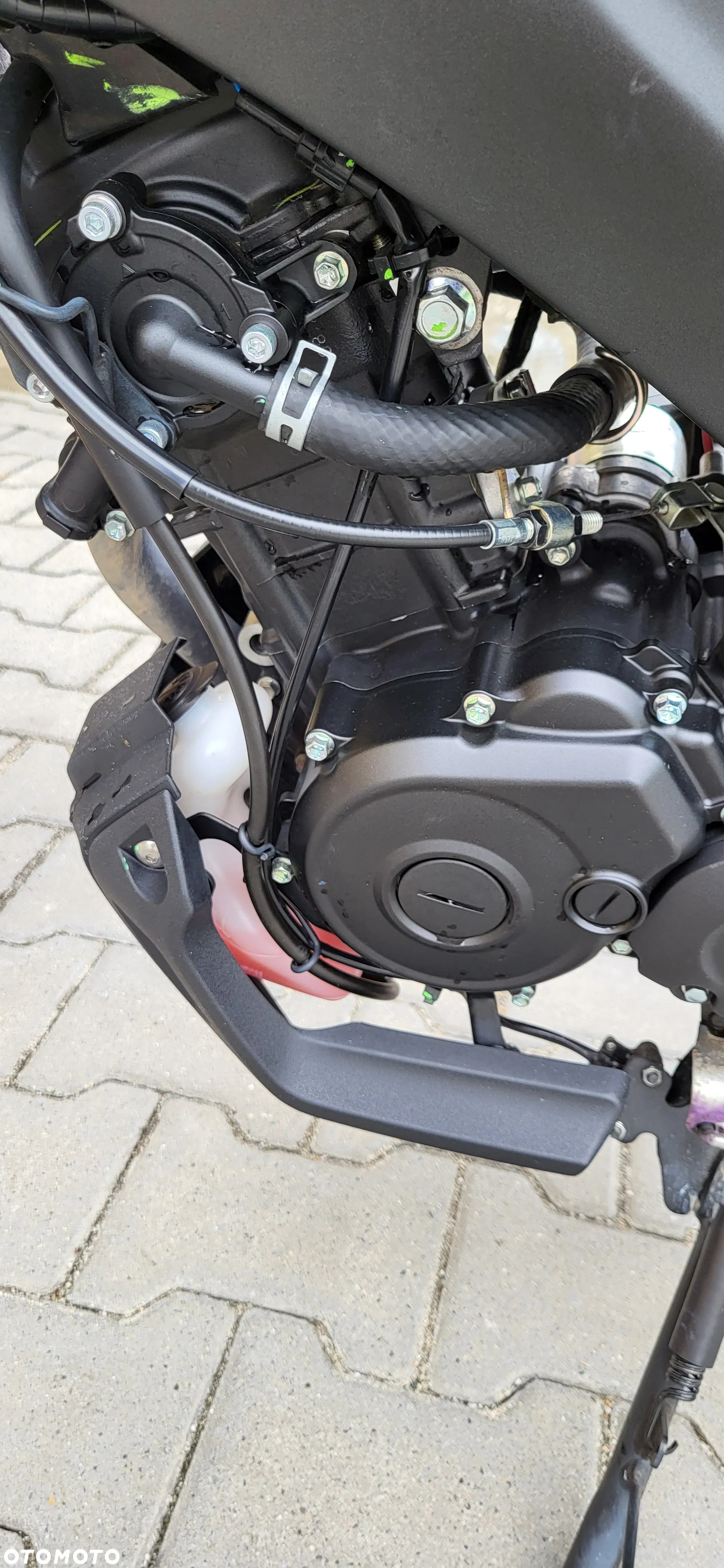 Yamaha XSR - 11