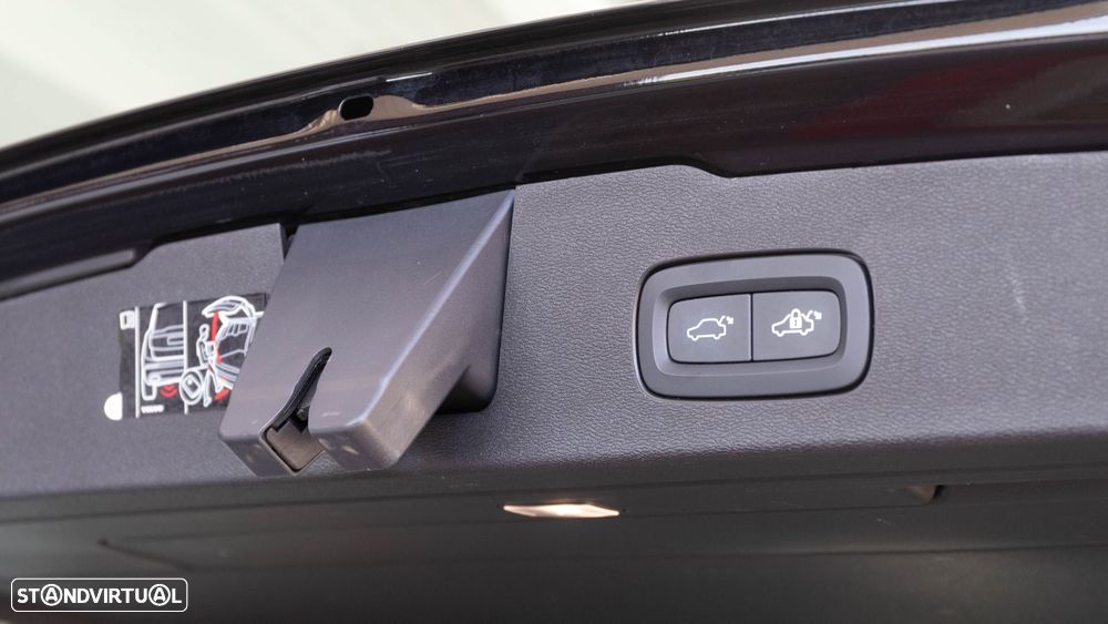 Volvo V60 2.0 T8 AWD TE Plus Bright - 10