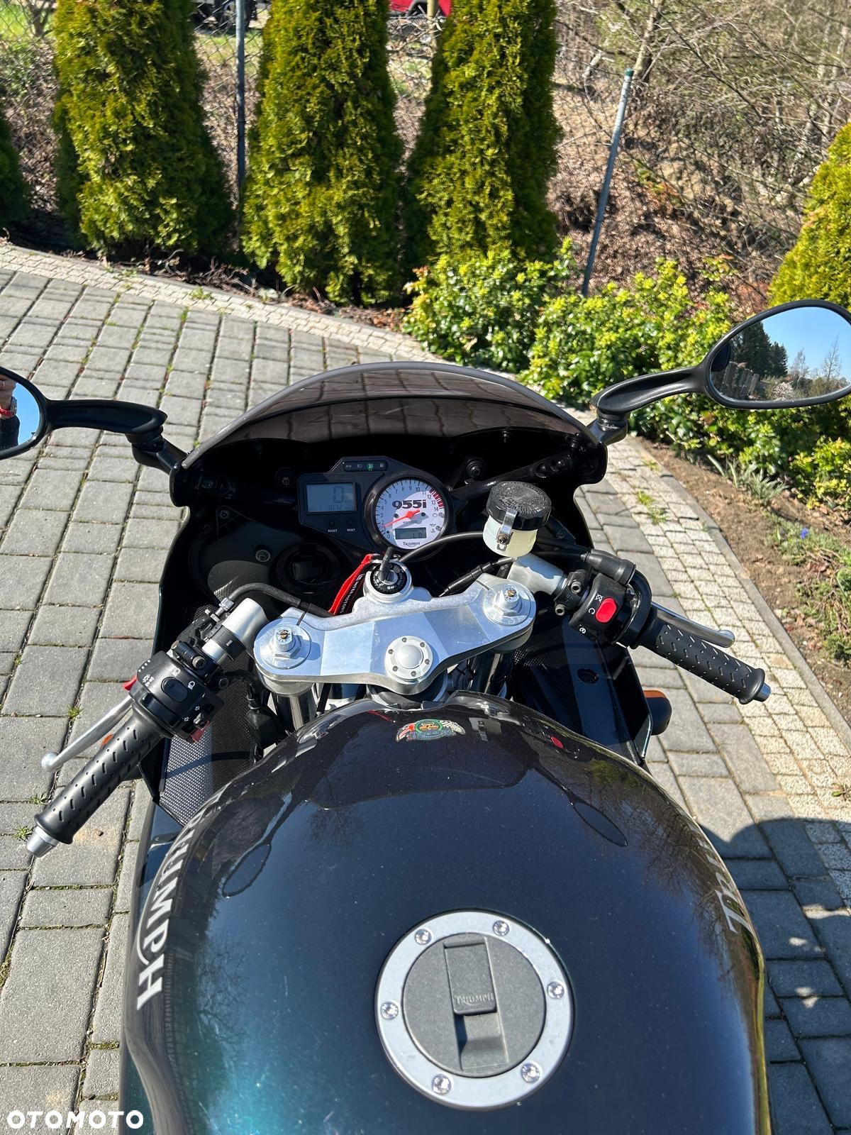 Triumph Daytona - 8