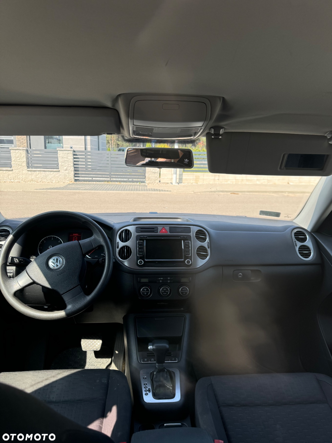 Volkswagen Tiguan - 9