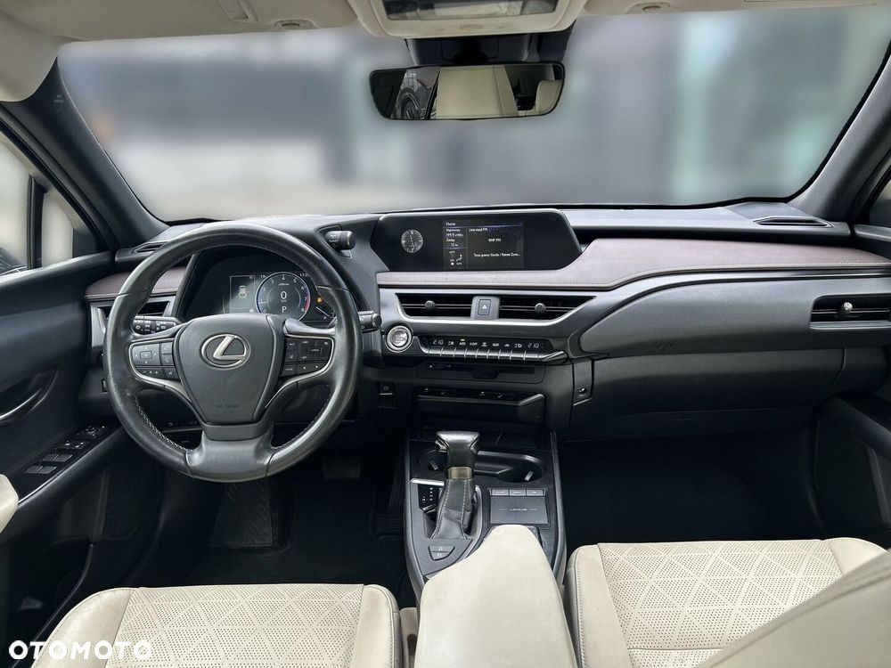 Lexus UX 200 Prestige 2WD - 12
