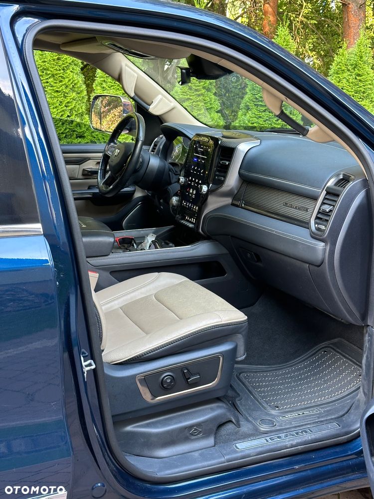 RAM 1500 5.7 Crew Cab Limited - 9