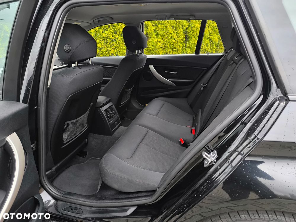 BMW Seria 3 316d - 9