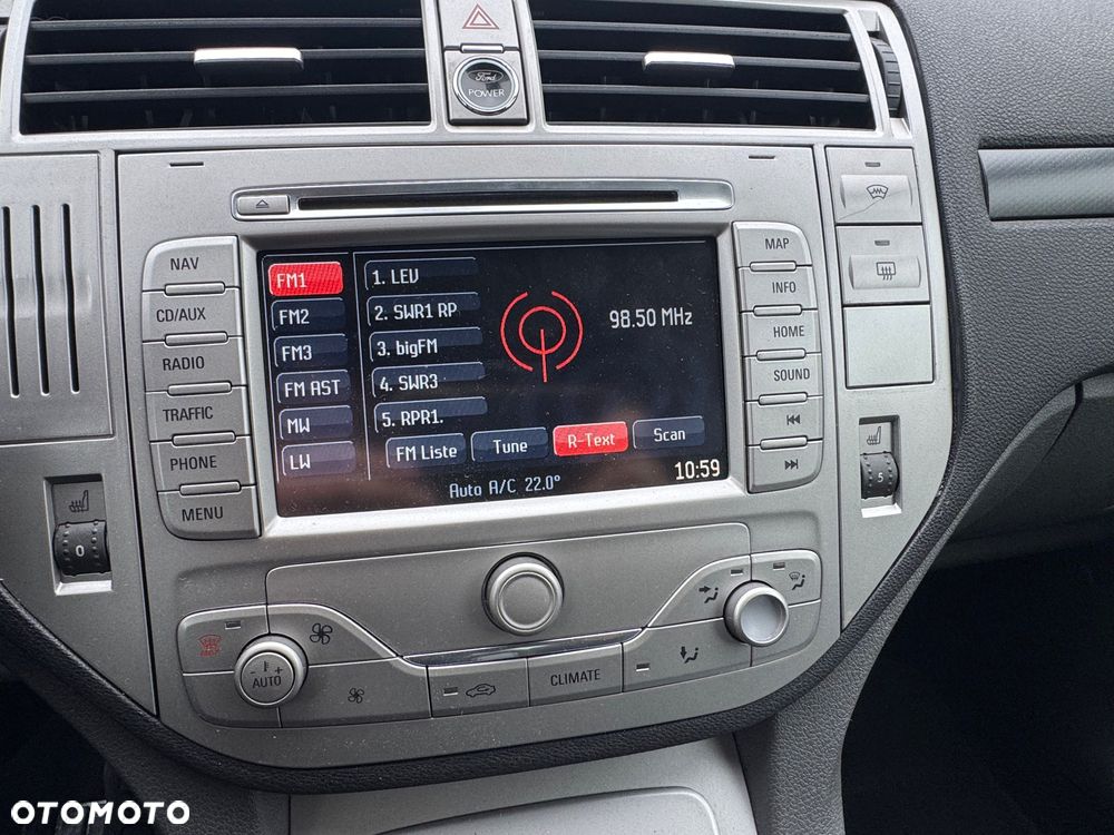 Ford Kuga - 22