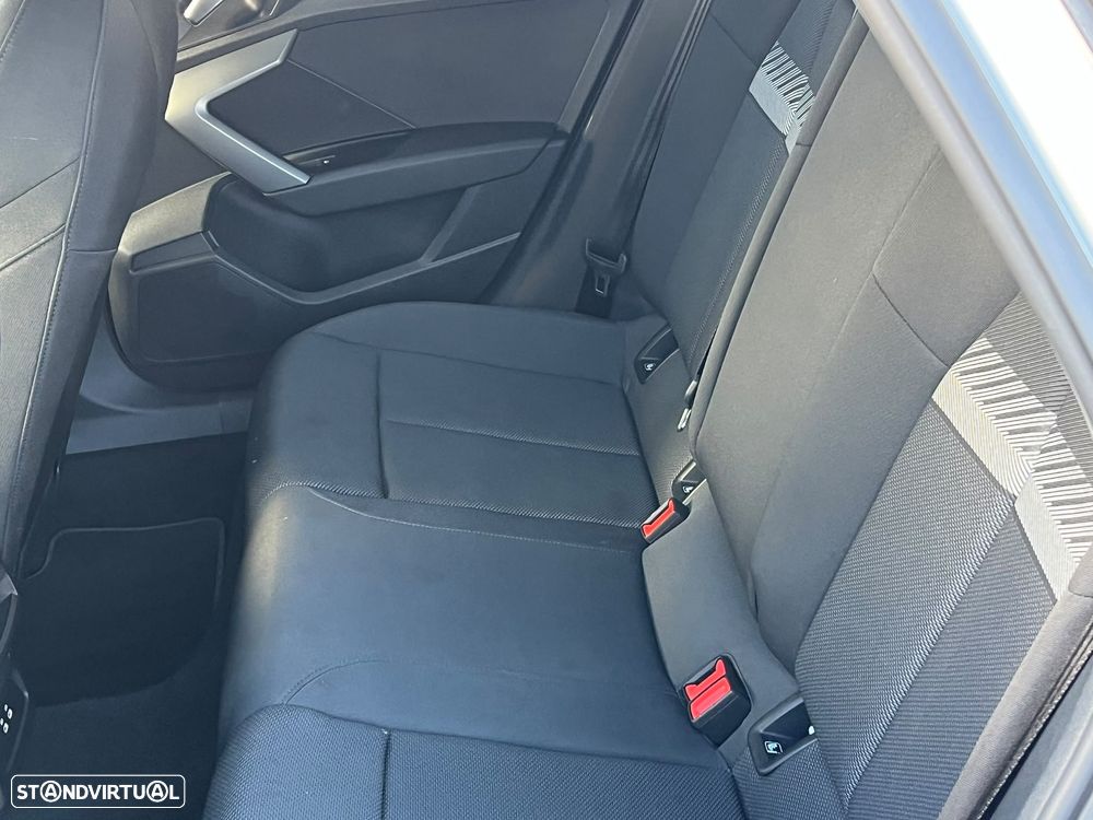 Audi A3 Sportback 30 TFSI Advanced S tronic - 36