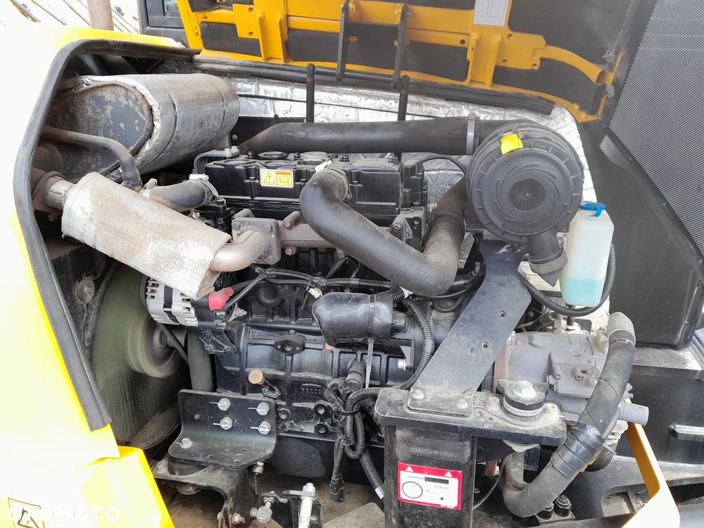 JCB 57c-1 - 19