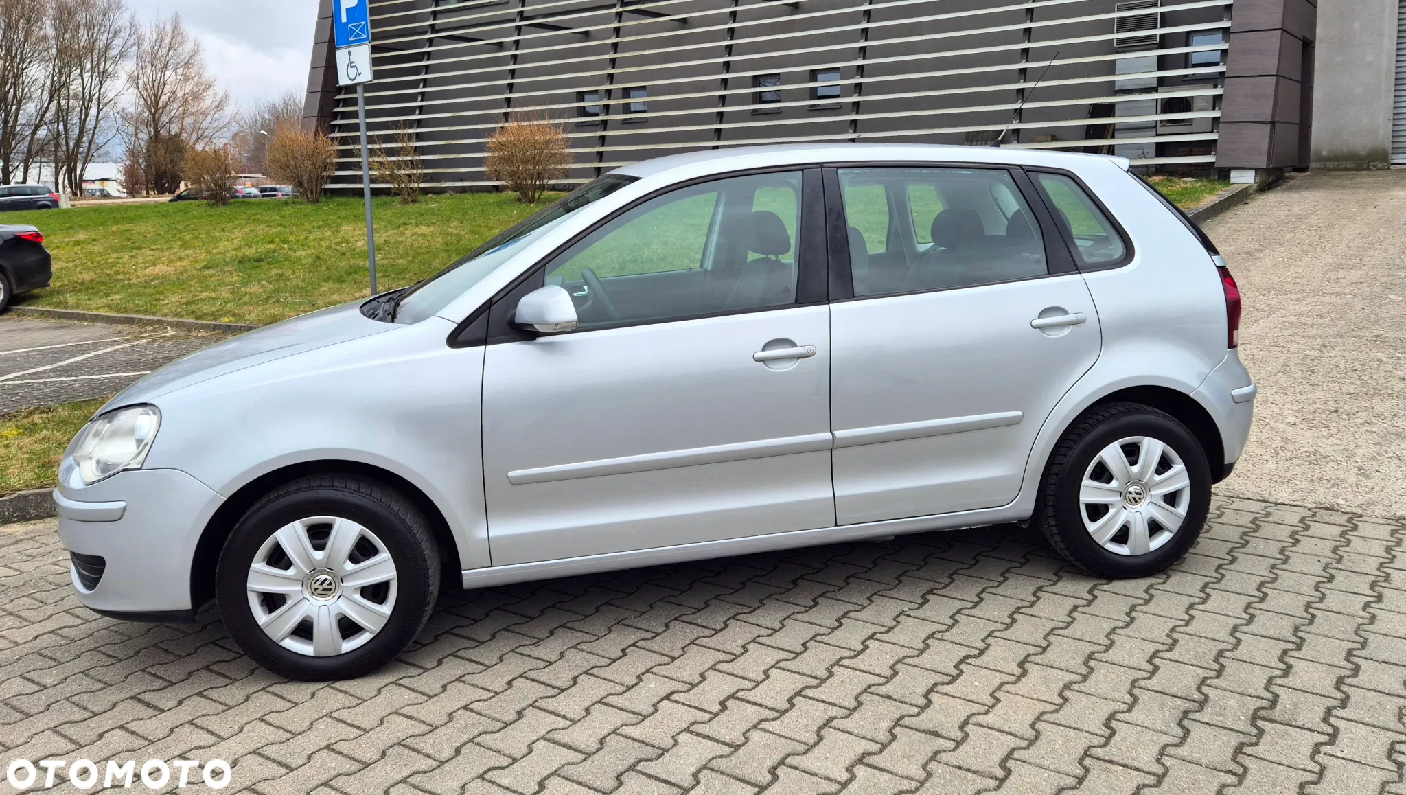 Volkswagen Polo - 7