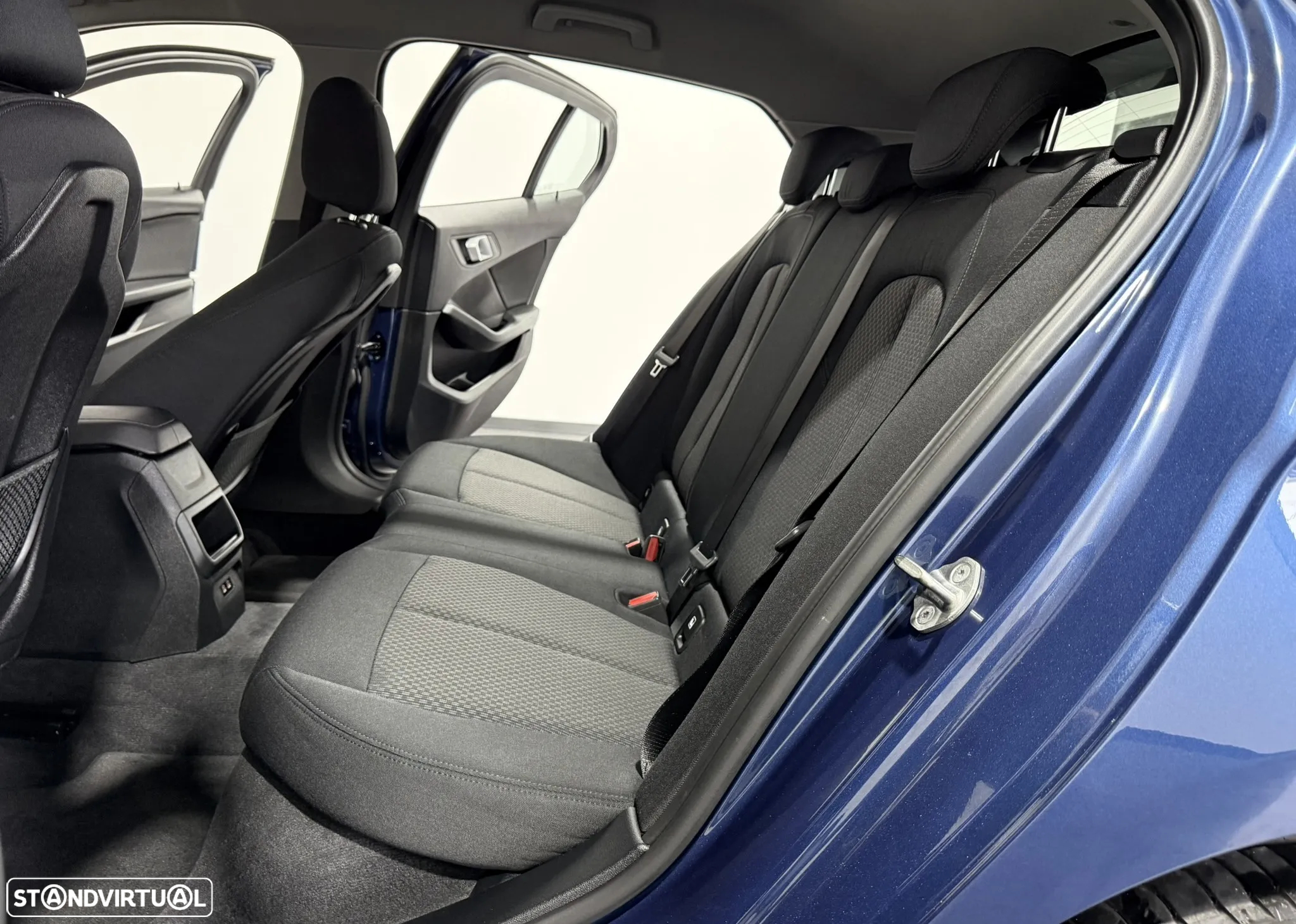 BMW 116 d EDynamics Advantage - 42