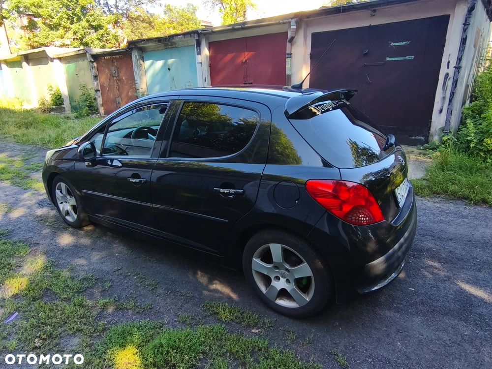 Peugeot 207 1.6 Turbo Sport - 12