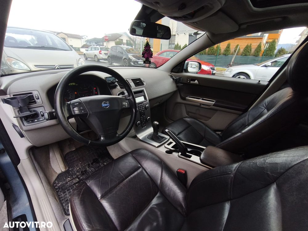Volvo V50 1.6 D Momentum - 3