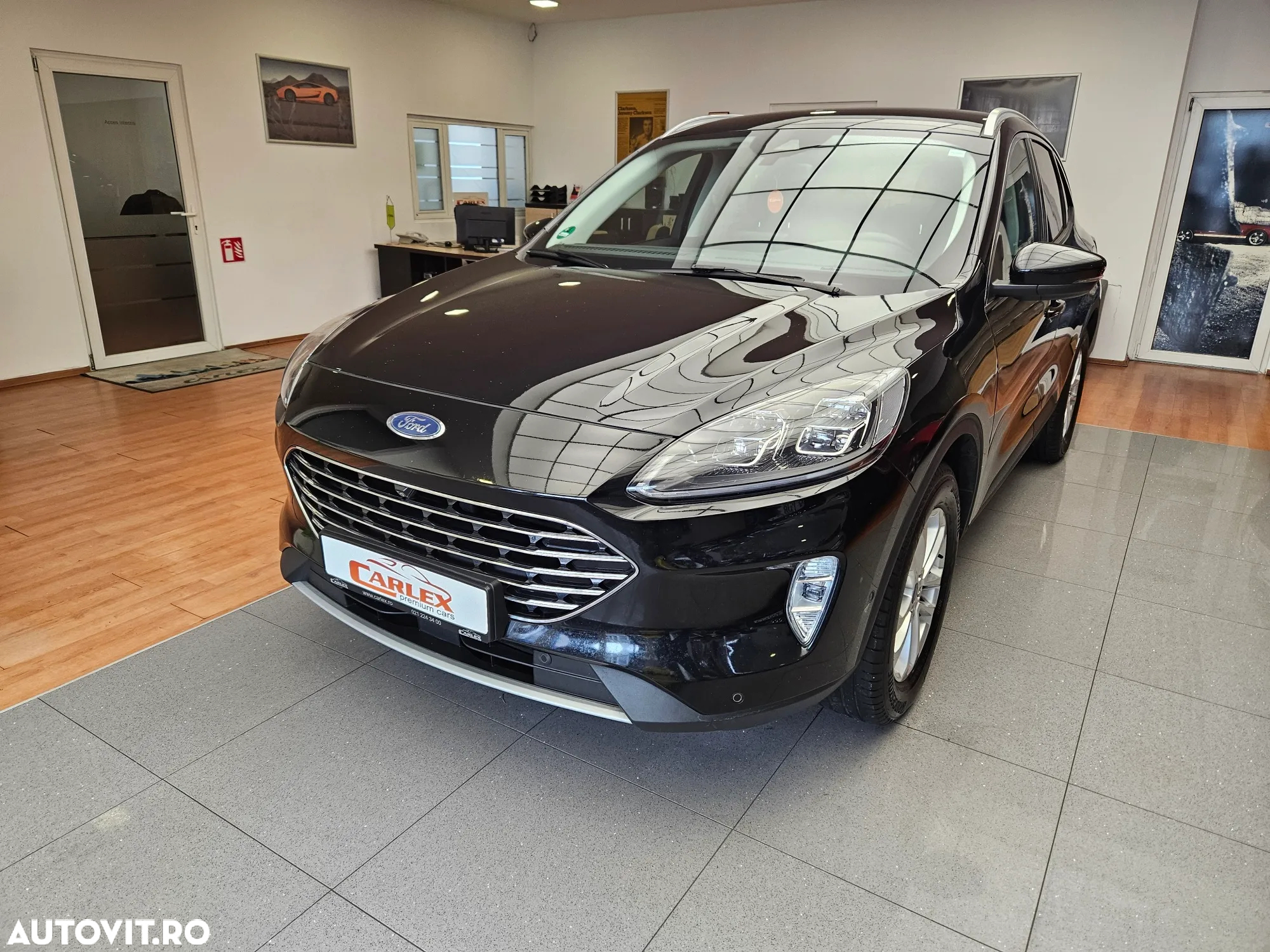 Ford Kuga 2.0 EcoBlue A8 AWD Titanium X - 2