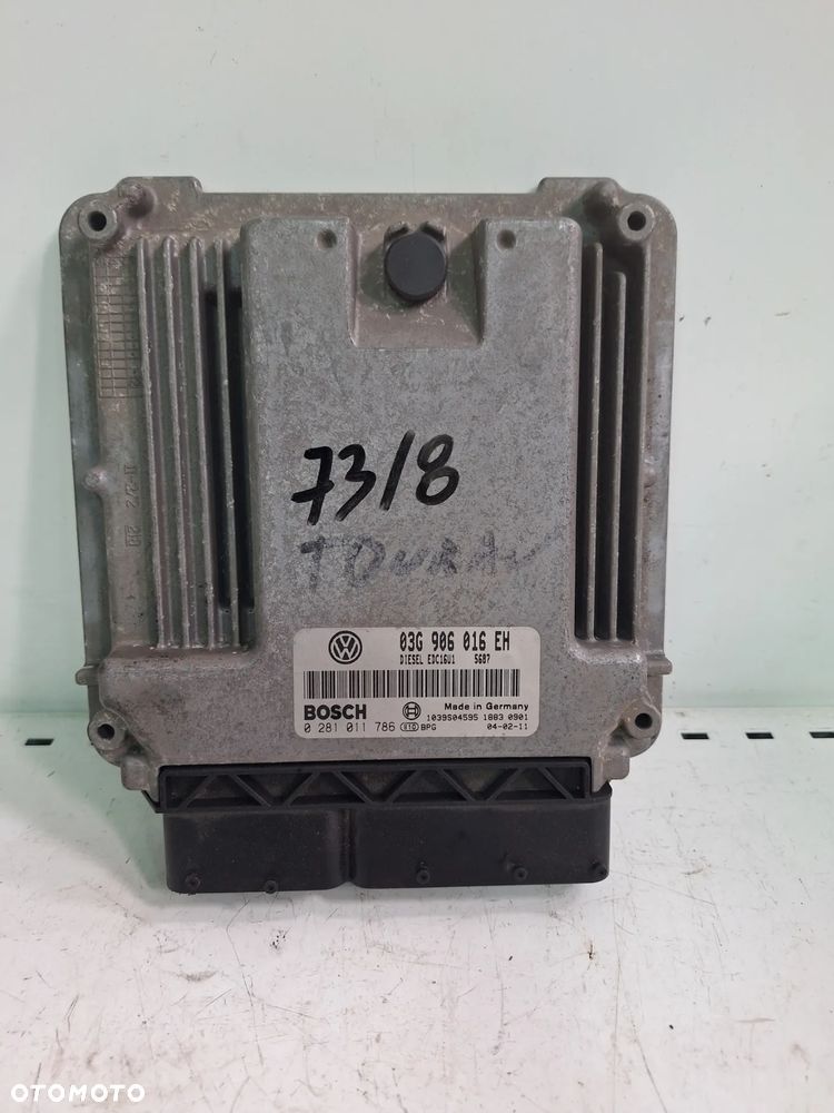 komputer sterownik silnika  ECU   VOLKSWAGEN  TOURAN  03G906016EH  /  0 281 011 786   (45/2)   (73/8) - 7