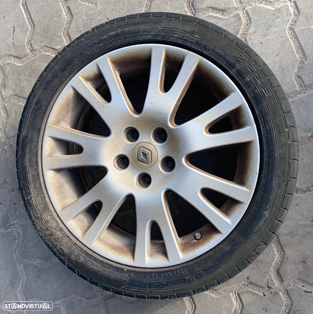 Jantes Renault R17 5x108 com pneus 225/45 - 5