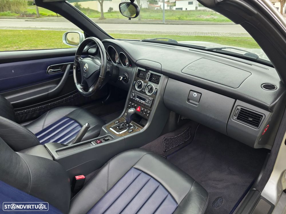 Mercedes-Benz SLK 32 AMG - 6