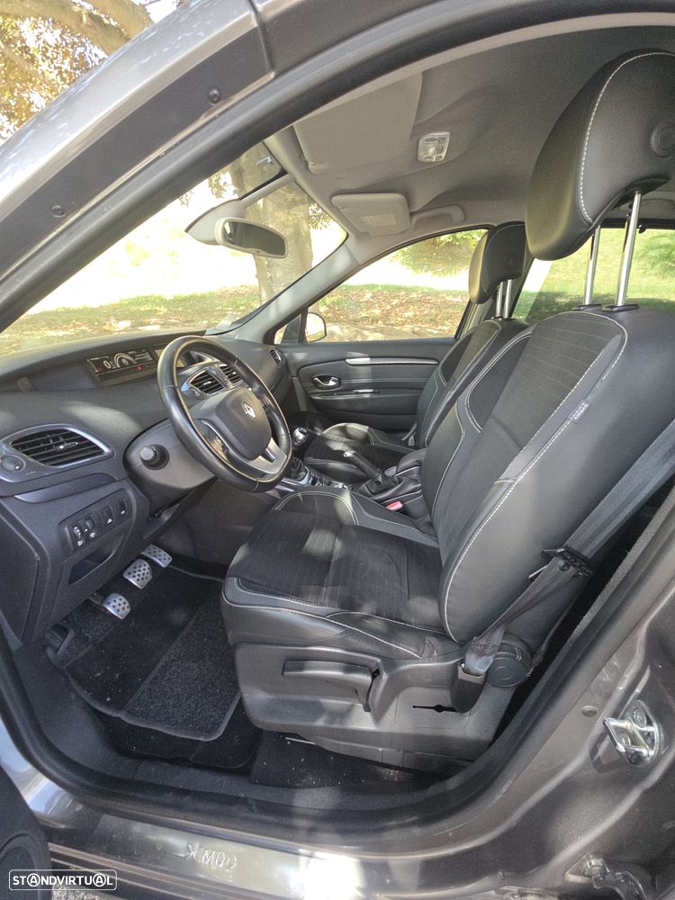 Renault Scénic 1.2 TCE Sport SS - 16
