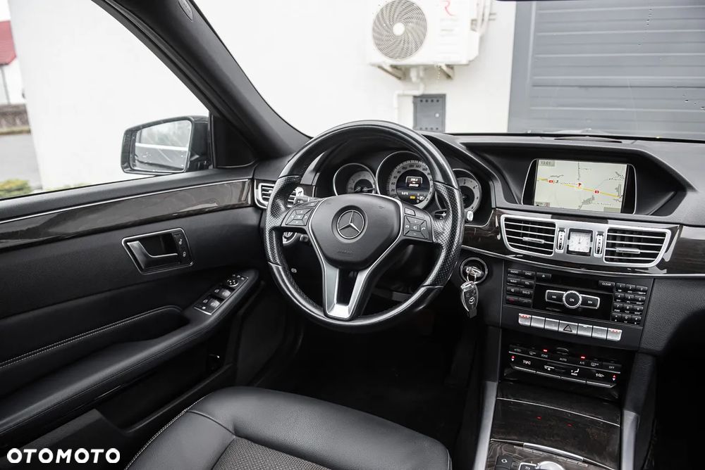 Mercedes-Benz Klasa E 250 CDI 4Matic 7G-TRONIC Avantgarde - 30