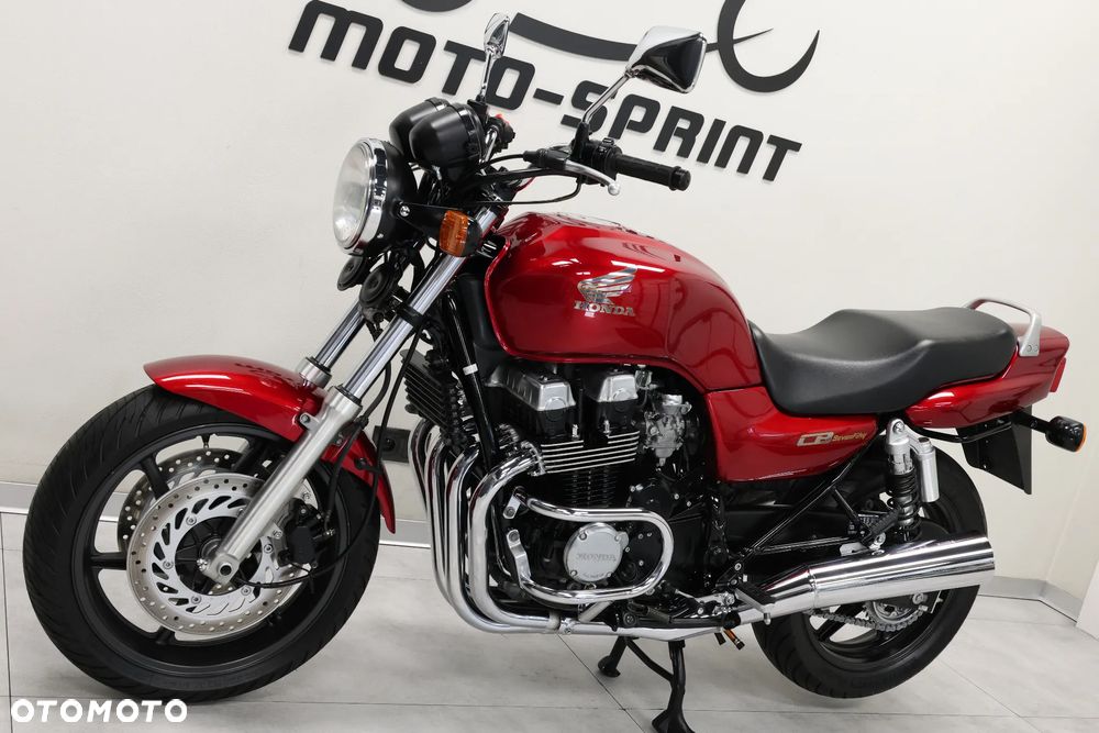 Honda CB - 8