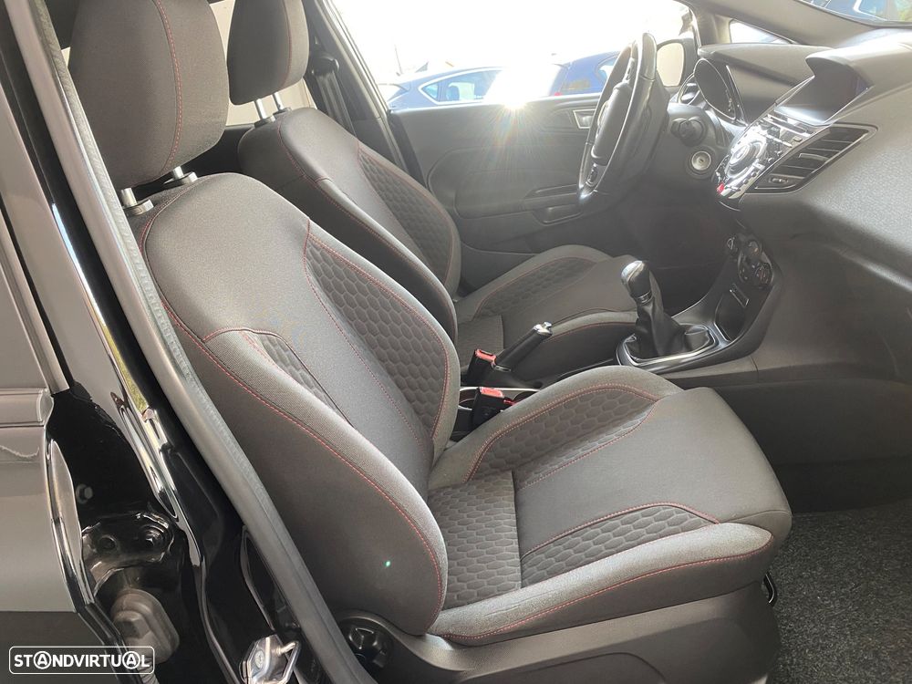 Ford Fiesta 1.0 T EcoBoost STLine - 10