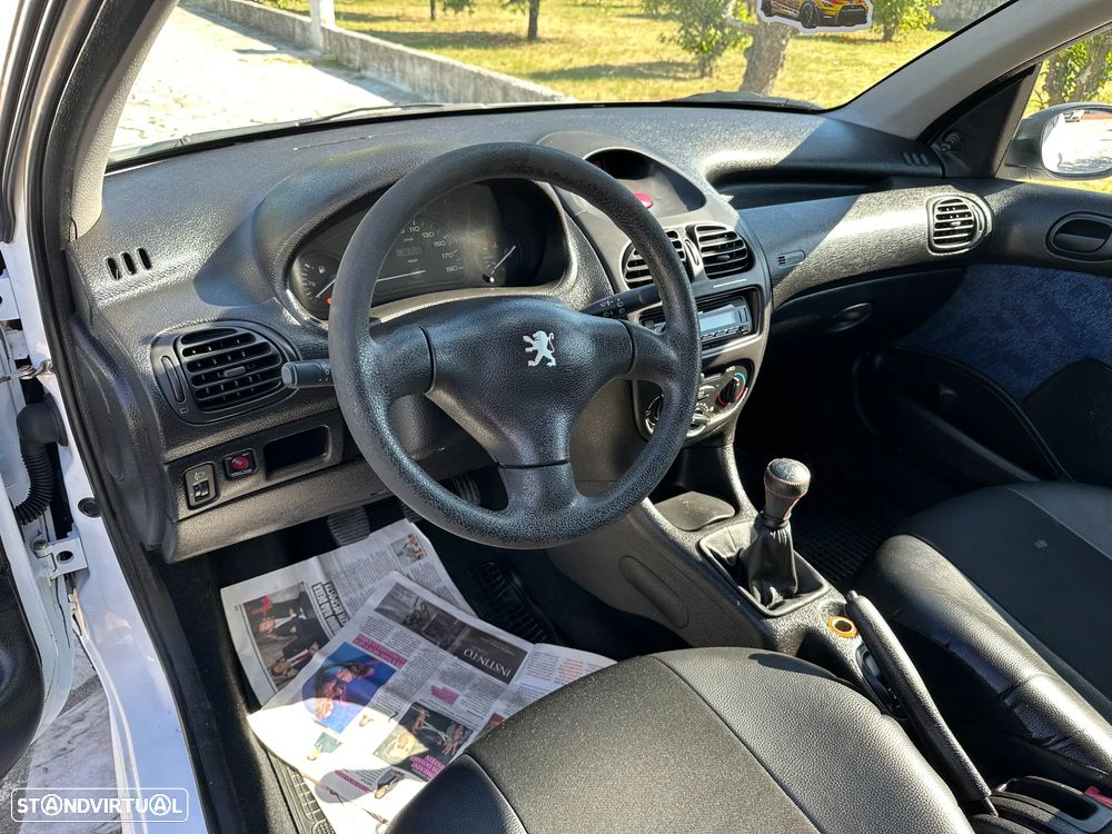 Peugeot 206 1.9 XAD - 16