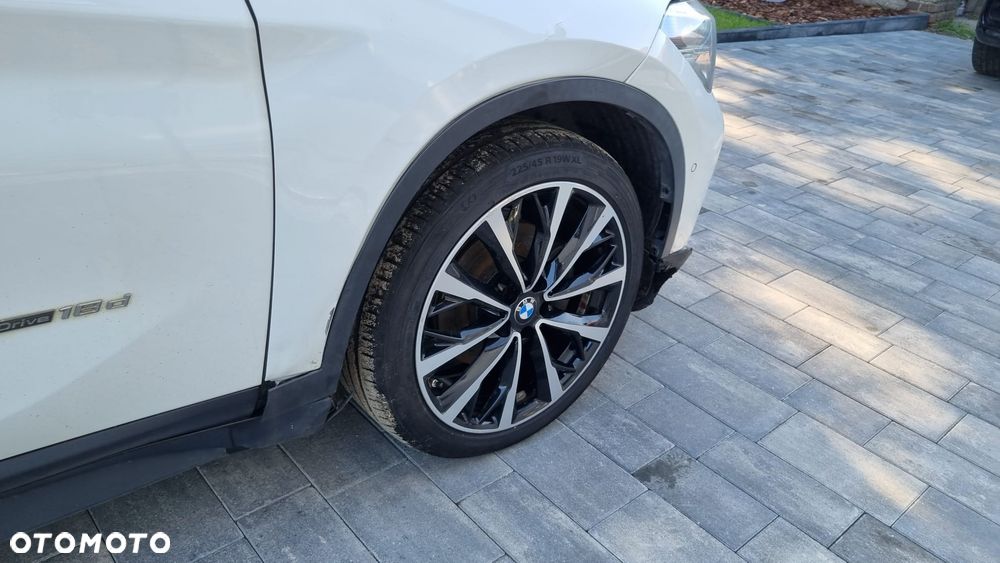 BMW X1 xDrive18d Sport Line sport - 28