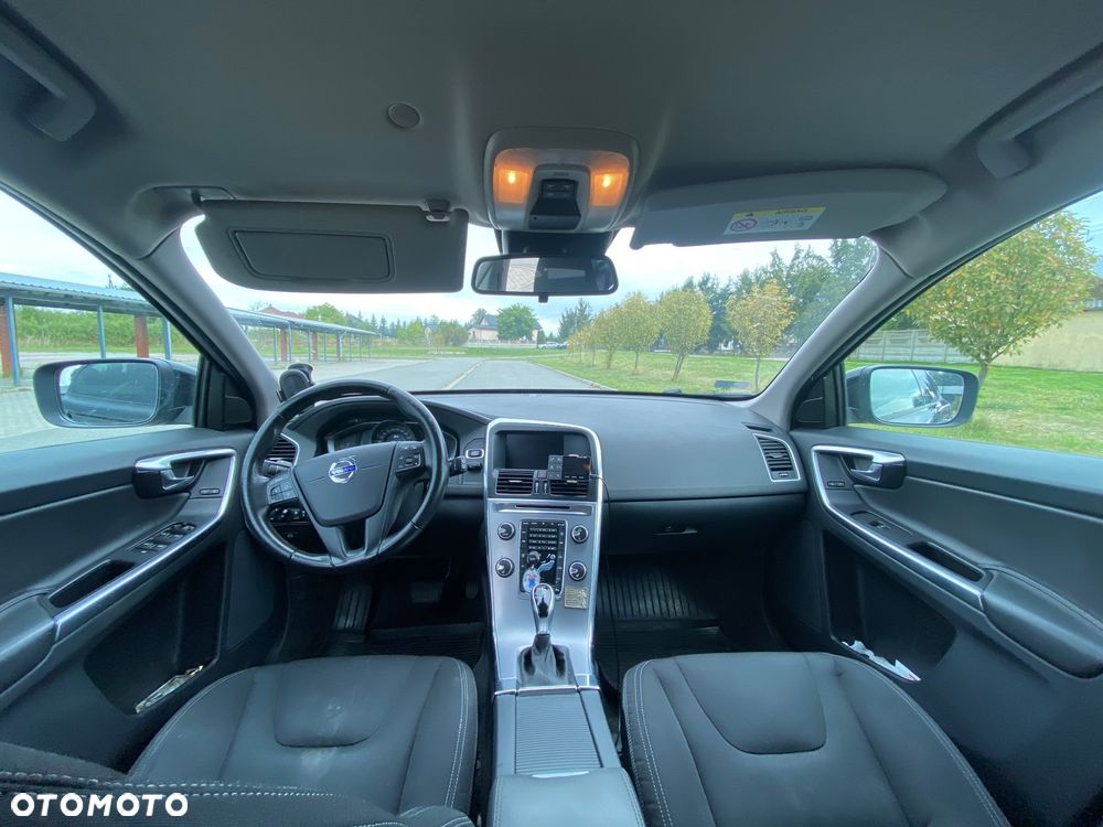 Volvo XC 60 D3 Drive-E Kinetic - 9
