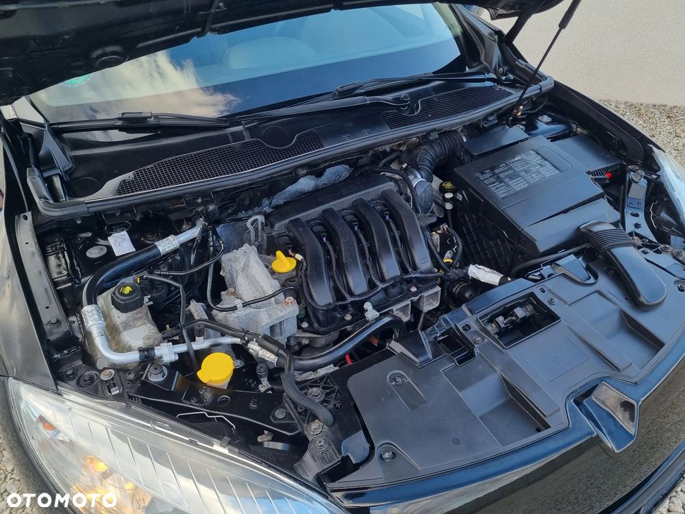 Renault Megane 1.6 16V Exception - 13