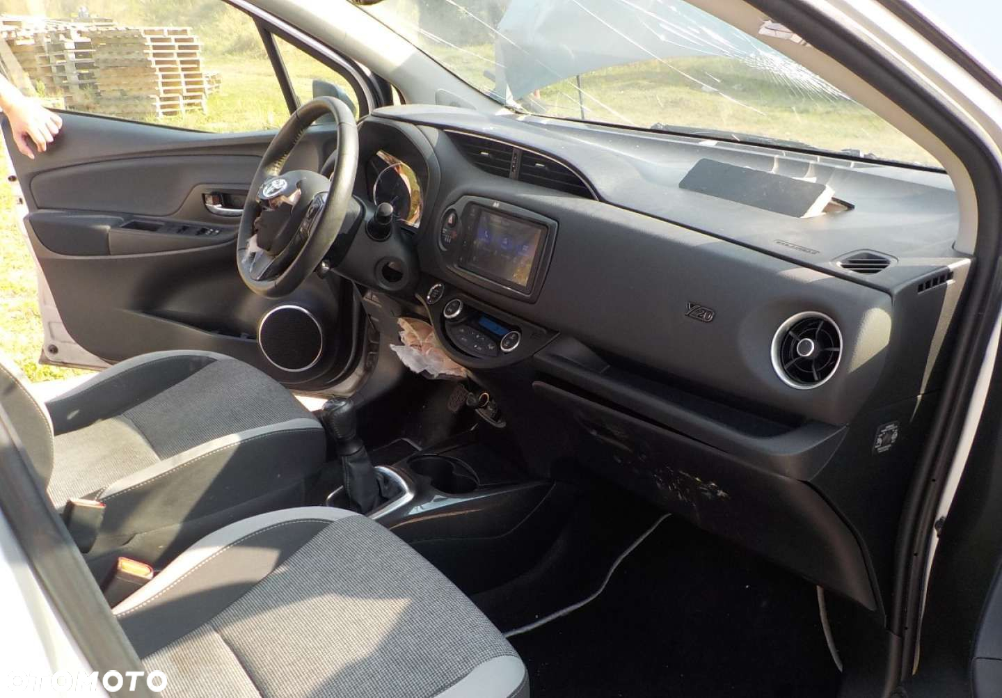 Toyota Yaris - 15