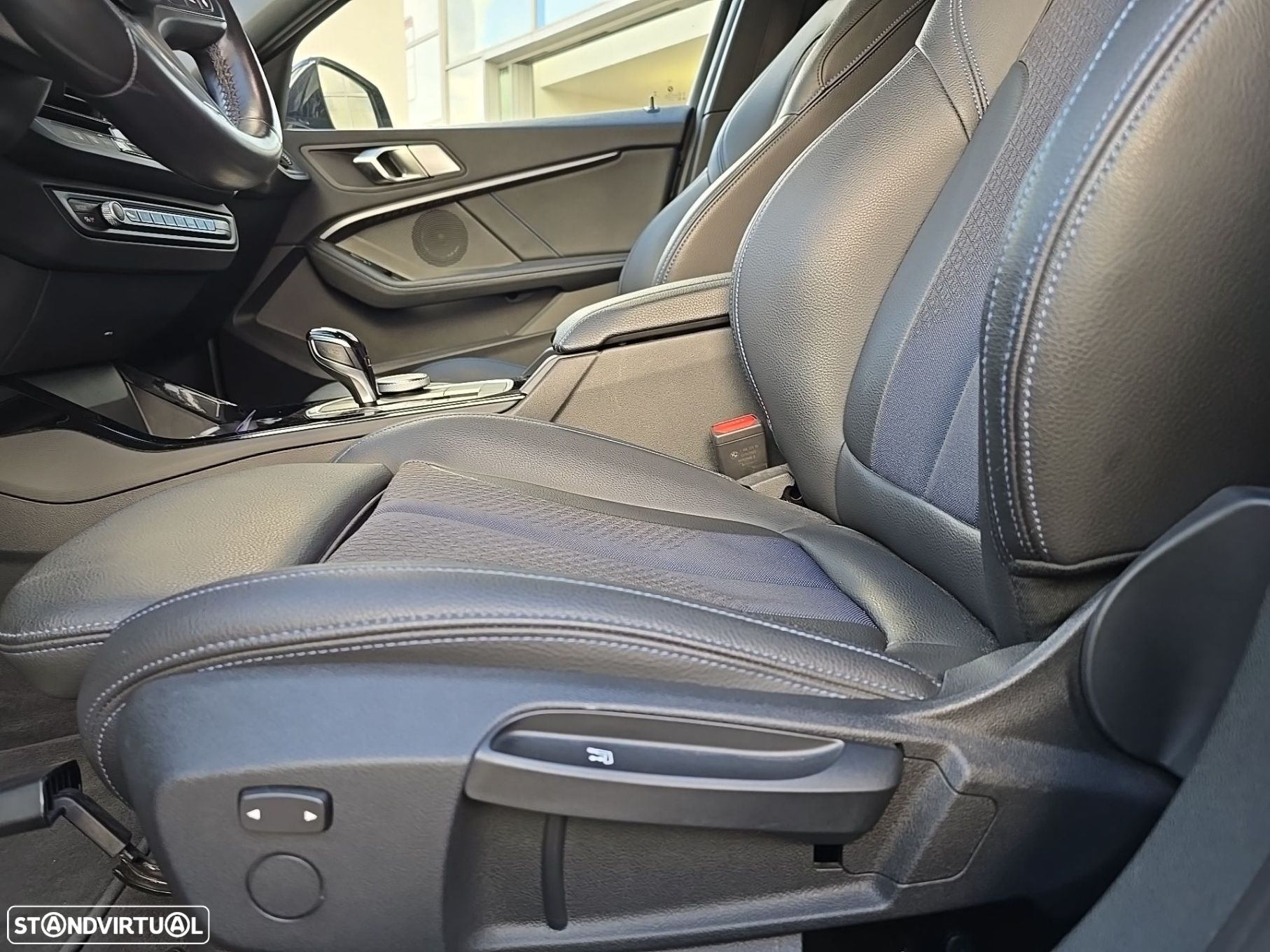 BMW 116 d Pack Desportivo M Auto - 15