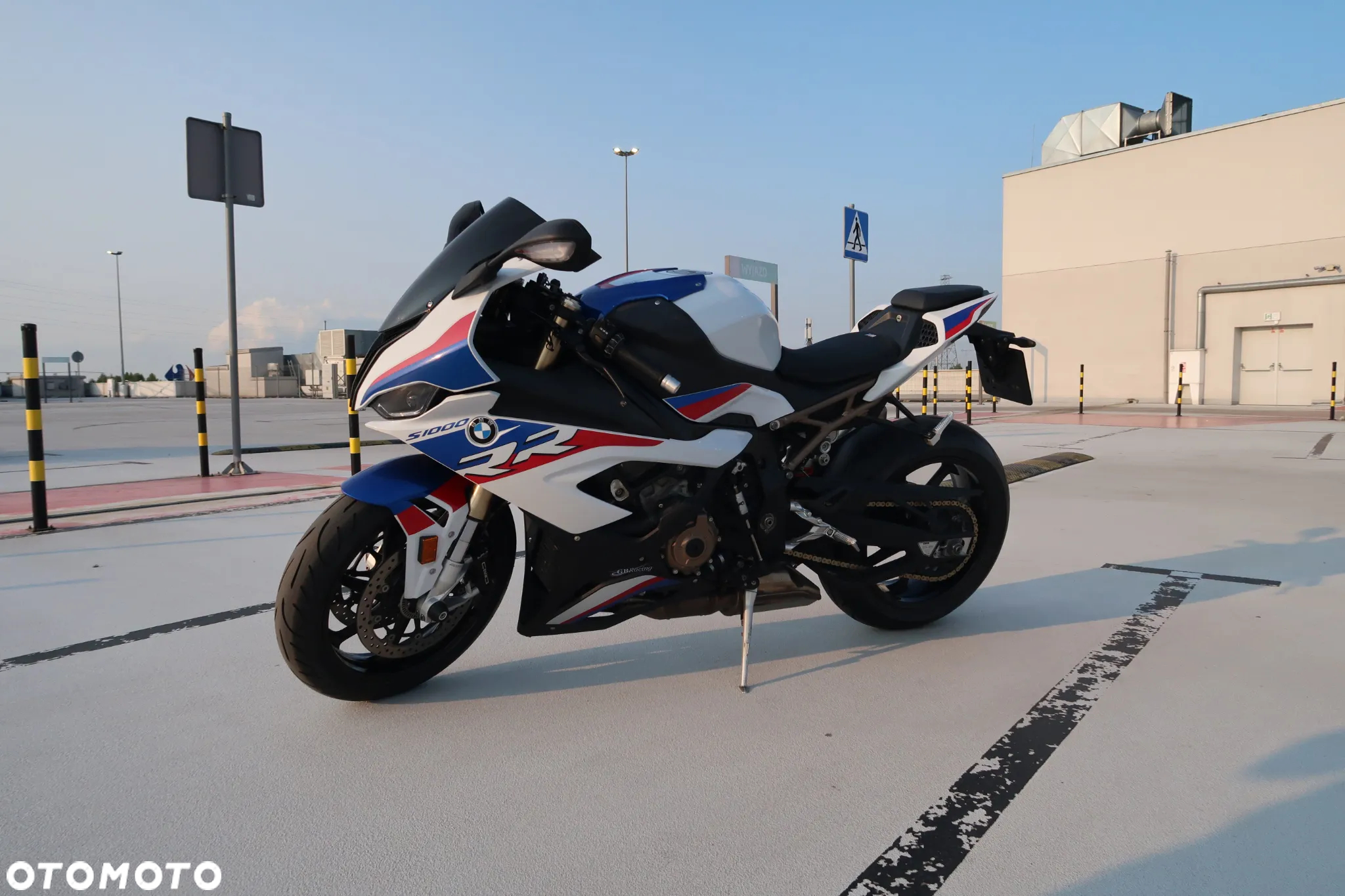 BMW S - 3