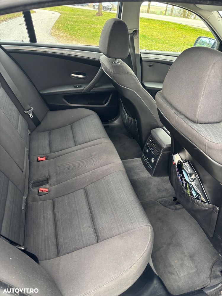 BMW Seria 5 520d - 8