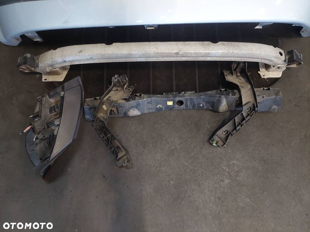 KOMPLETNY TYŁ KLAPA BAGAŻNIKA ZDERZAK TYŁ LAMPA RENAULT SCENIC II NV632 - 3