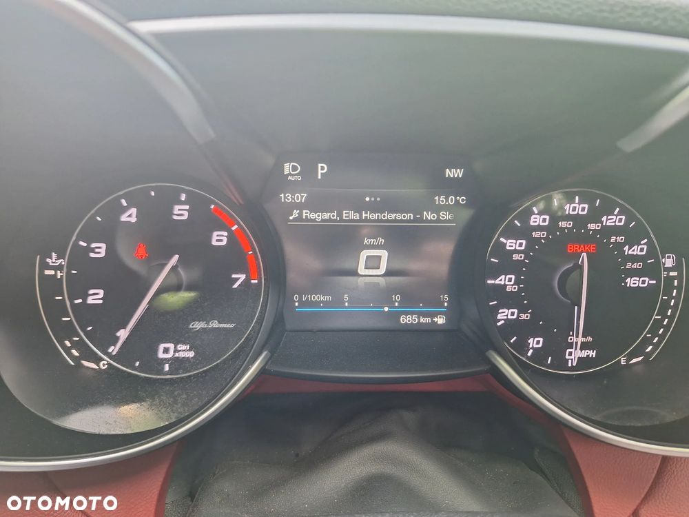 Alfa Romeo Giulia 2.0 Turbo TI Q4 - 24