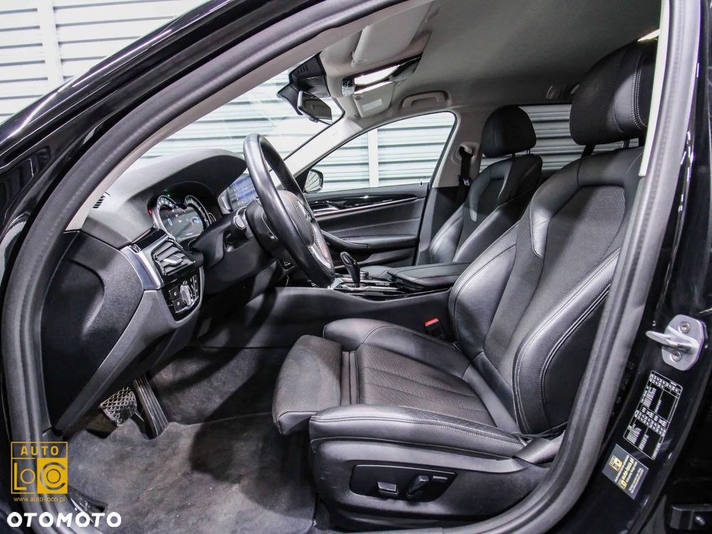 BMW Seria 5 520d M Sport Edition - 12