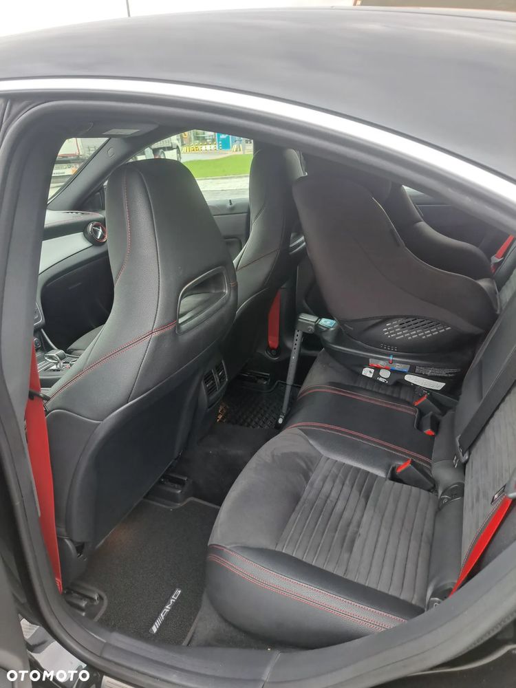 Mercedes-Benz CLA AMG 45 4-Matic - 13