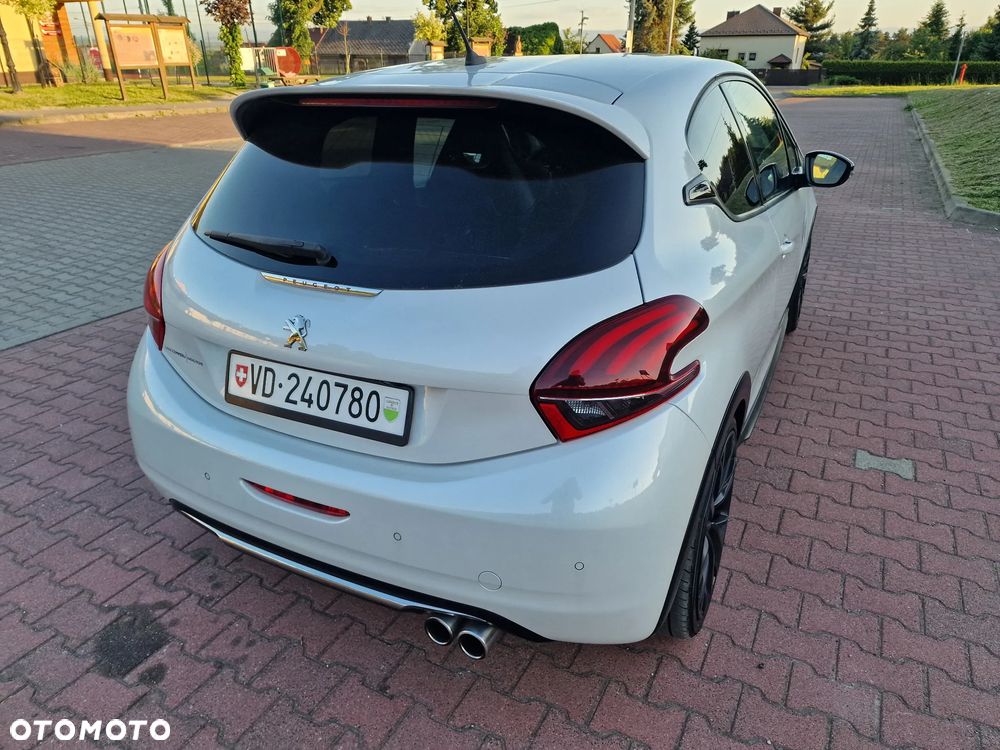Peugeot 208 THP STOP & START GTi by Sport - 8
