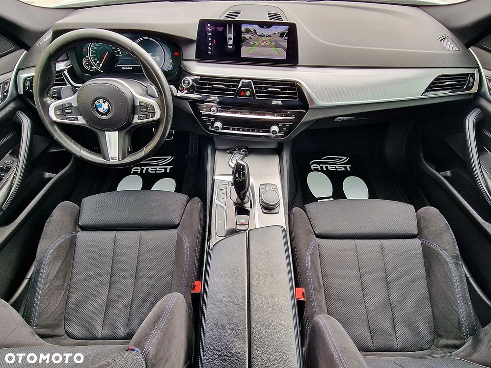 BMW Seria 5 520d M Sport sport - 9