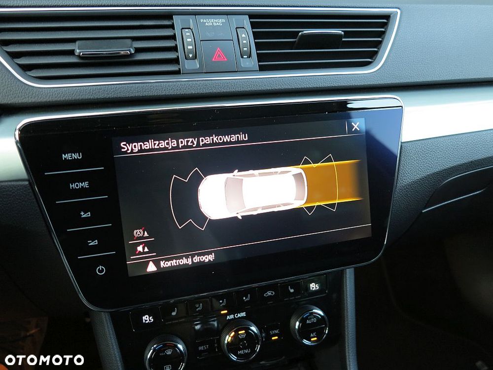 Skoda Superb 2.0 TDI DSG Ambition - 22