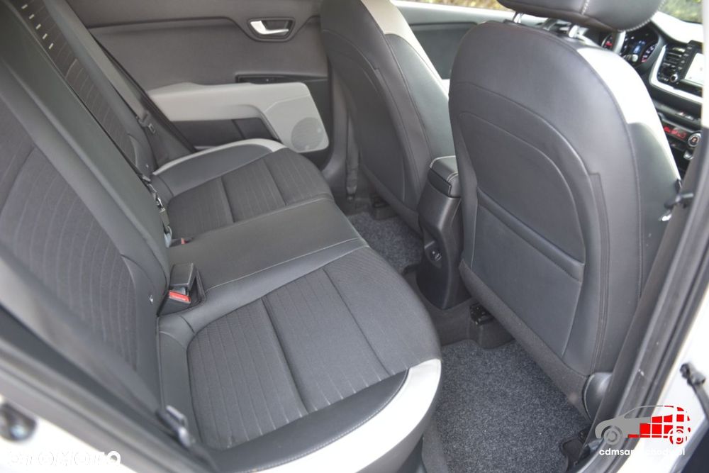 Kia Stonic - 21