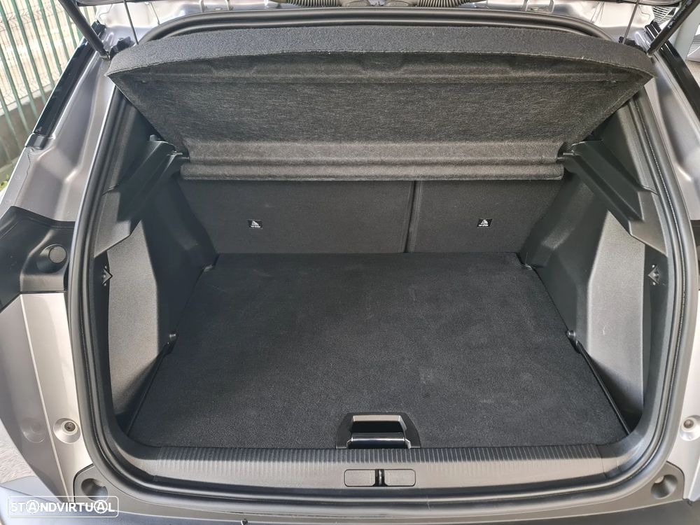 Peugeot 2008 1.2 PureTech Allure Pack - 21