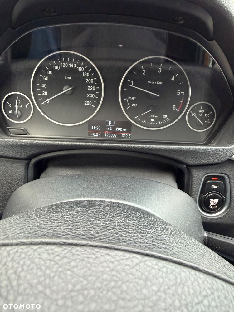 BMW Seria 3 316d - 12