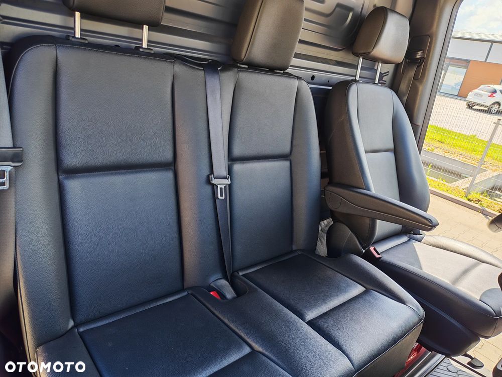 Mercedes-Benz Sprinter 211 - 10