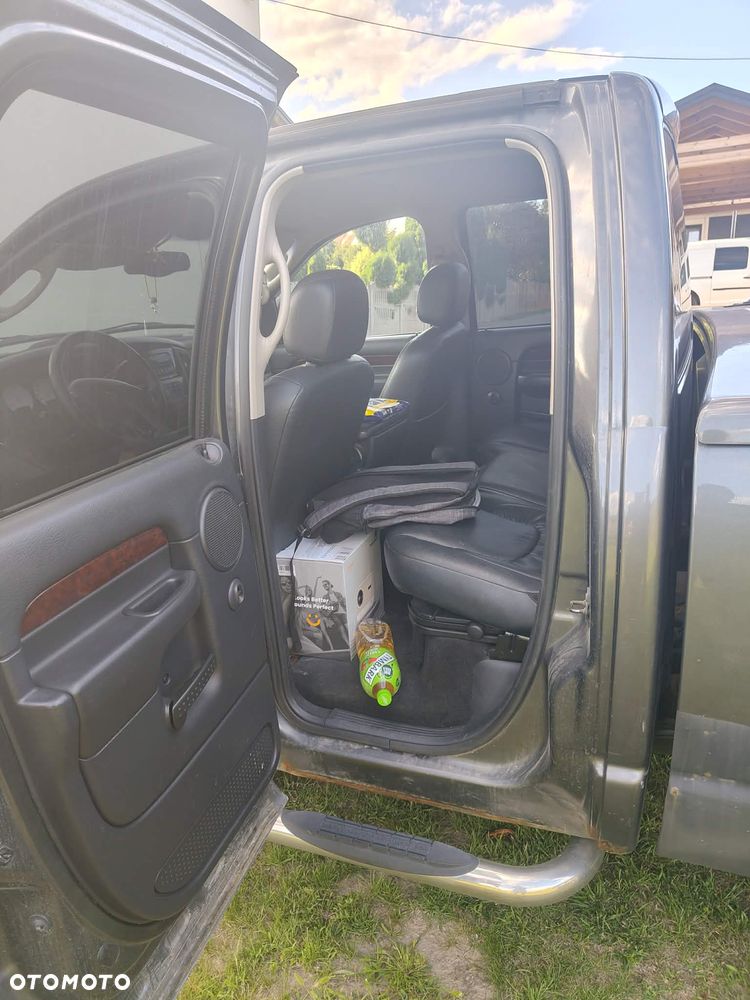 Dodge RAM - 7