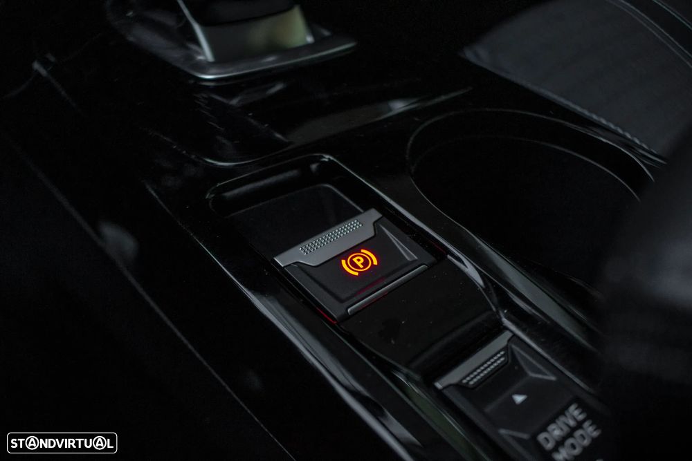 Peugeot 2008 1.2 PureTech Allure EAT8 - 20