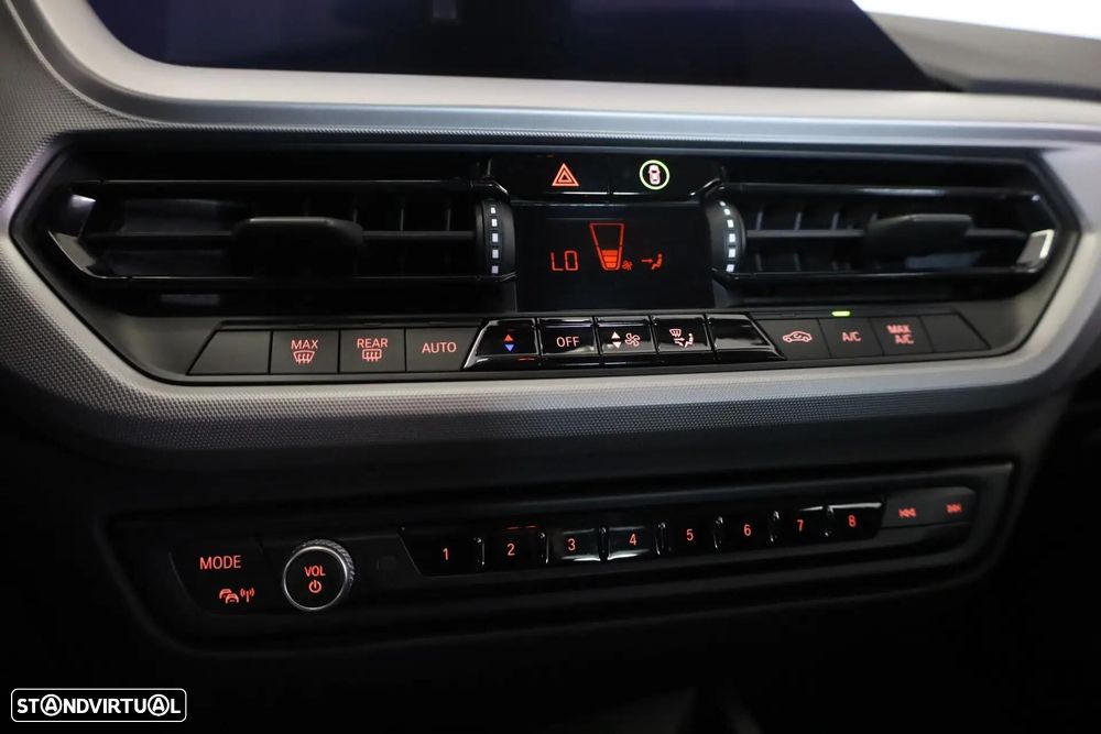 BMW 116 d Advantage Auto - 24