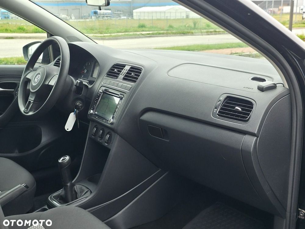 Volkswagen Polo - 10
