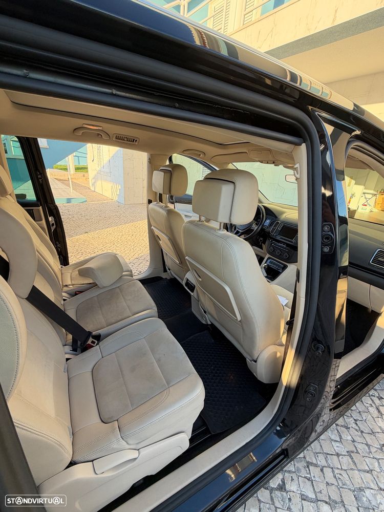 VW Sharan 2.0 TDI Blue Highline DSG - 9