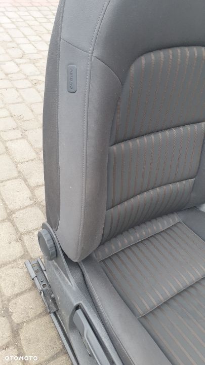 FOTEL PRAWY PRZÓD AUDI A4 B8 - 12