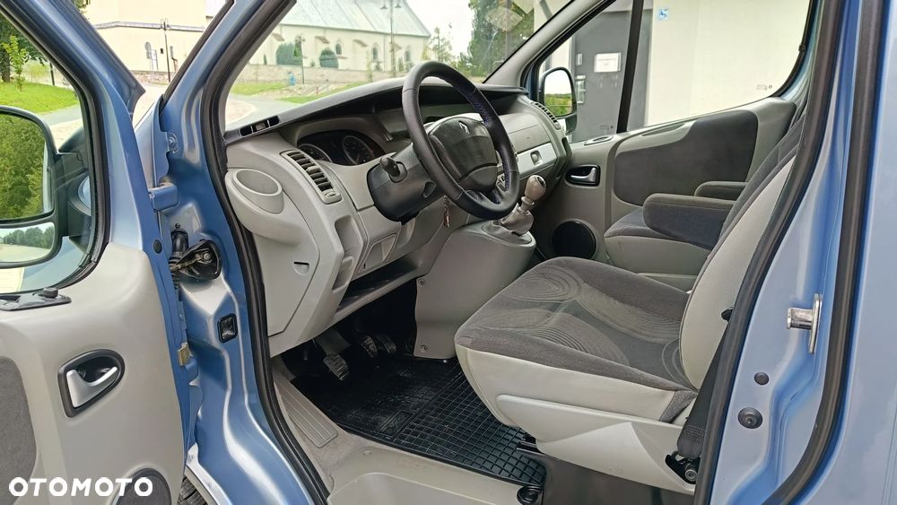 Renault Trafic L1H1 Passenger Lux - 21
