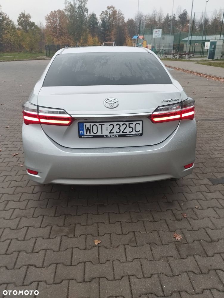 Toyota Corolla 2018 photo 2