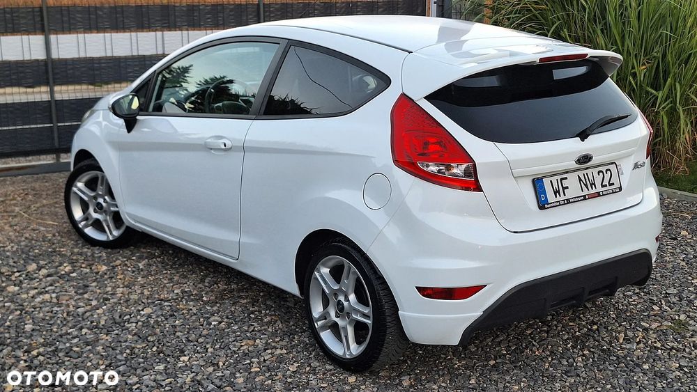 Ford Fiesta 1.4 Sport - 30